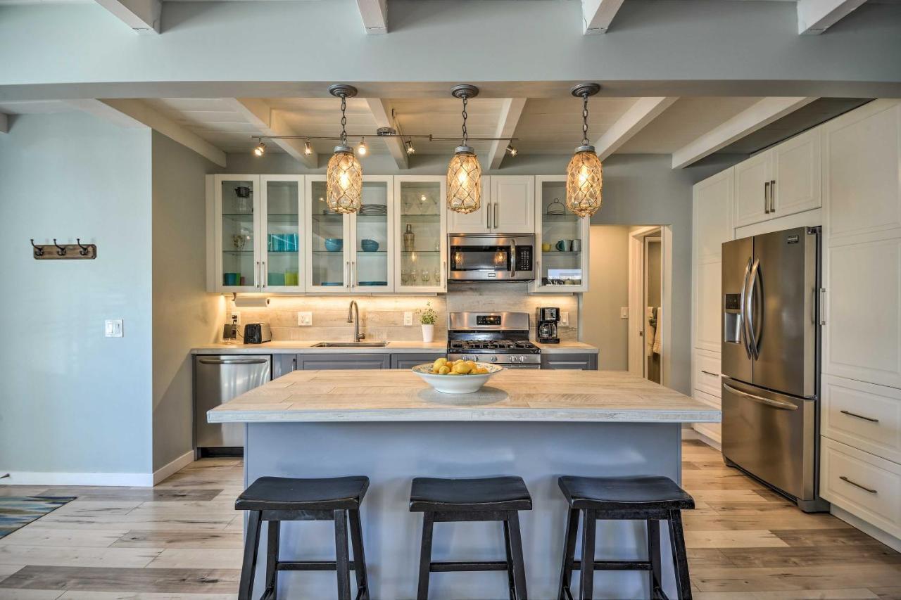 Remodeled Ventura Beach Home with Yard&Fire Pit! Exterior foto